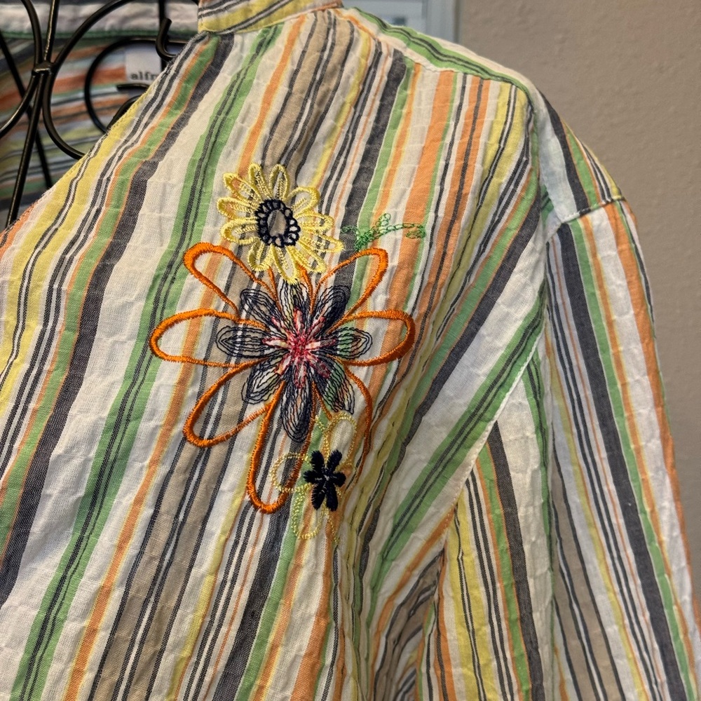 Alfred Dunner Colorful Blouse - Picture 3 of 9